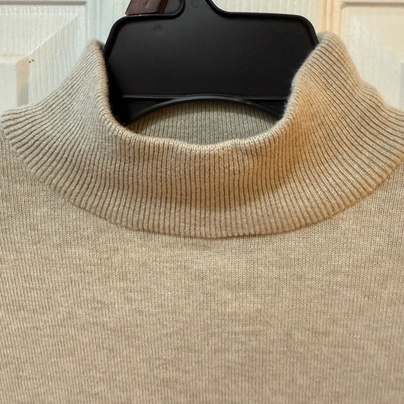 Woolrich British Tan Heather Turtleneck Sweater - Picture 5 of 7